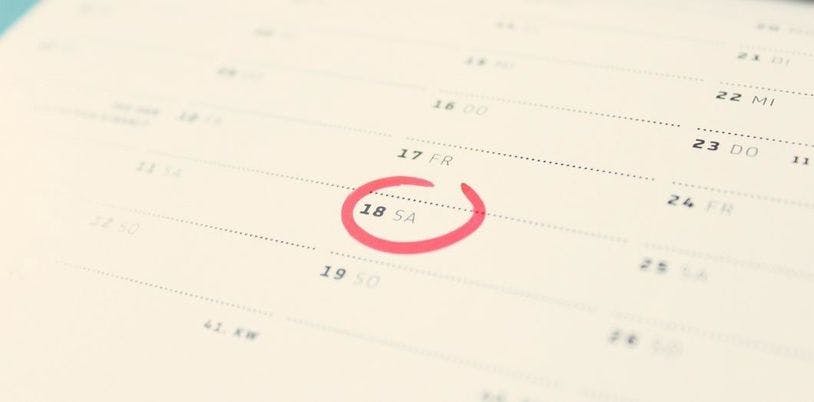 Une date entourée dans un calendrier